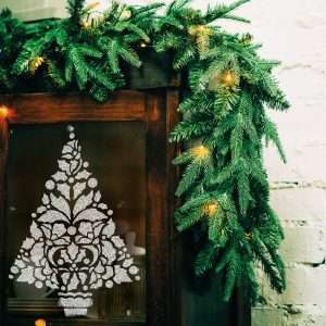 Reusable Plastic Window Christmas Stencil for Artificial Snow // CHRISTMAS TREE
